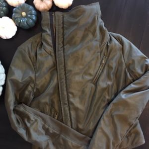 BCBG Max Azria green cropped jacket